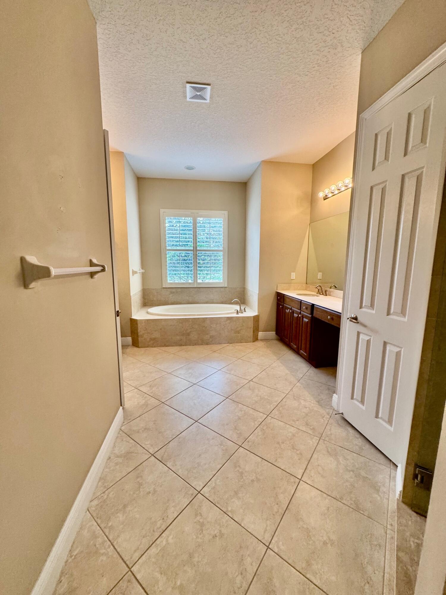 243 SE Ethan Terrace