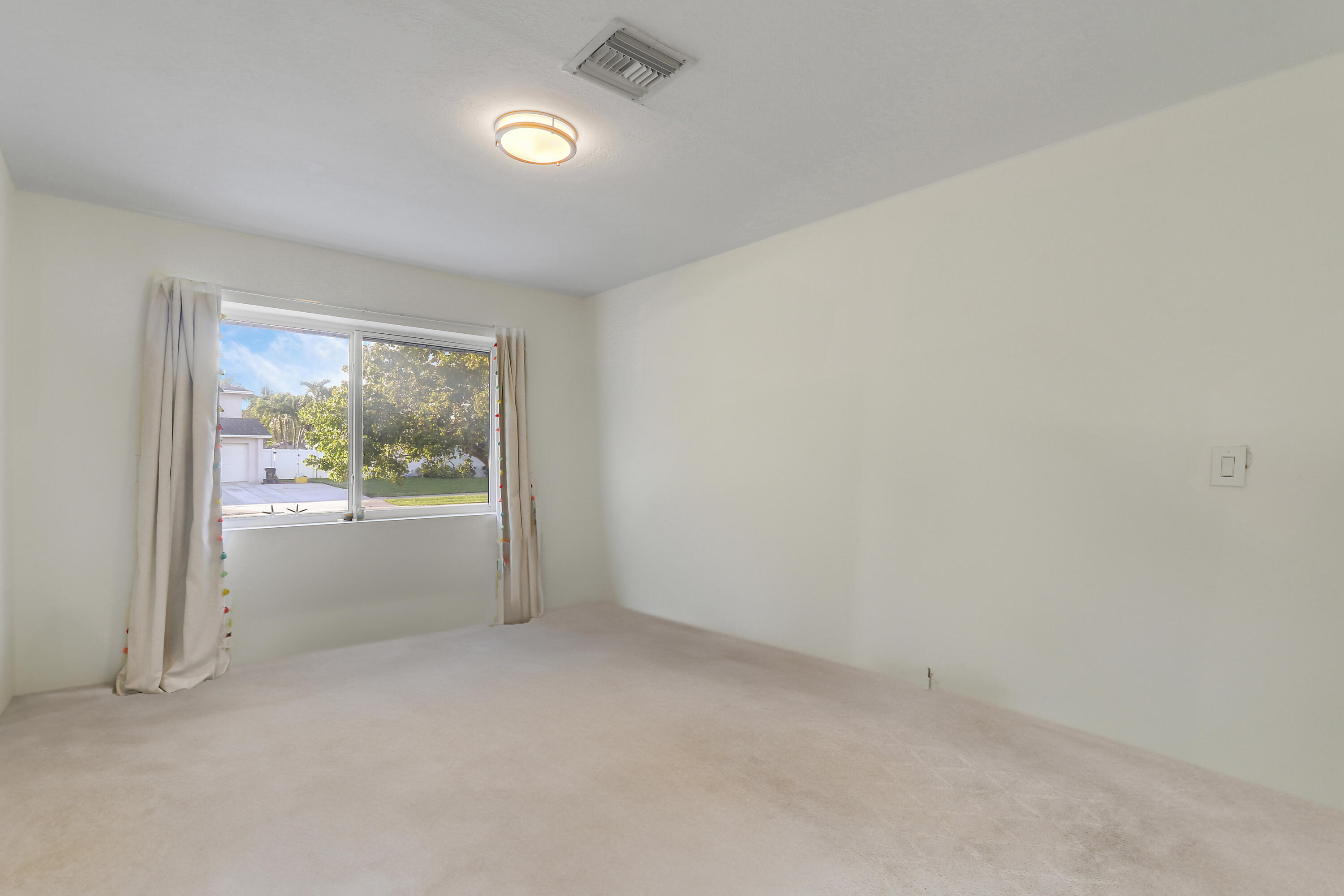 405 Ebbtide Drive Drive