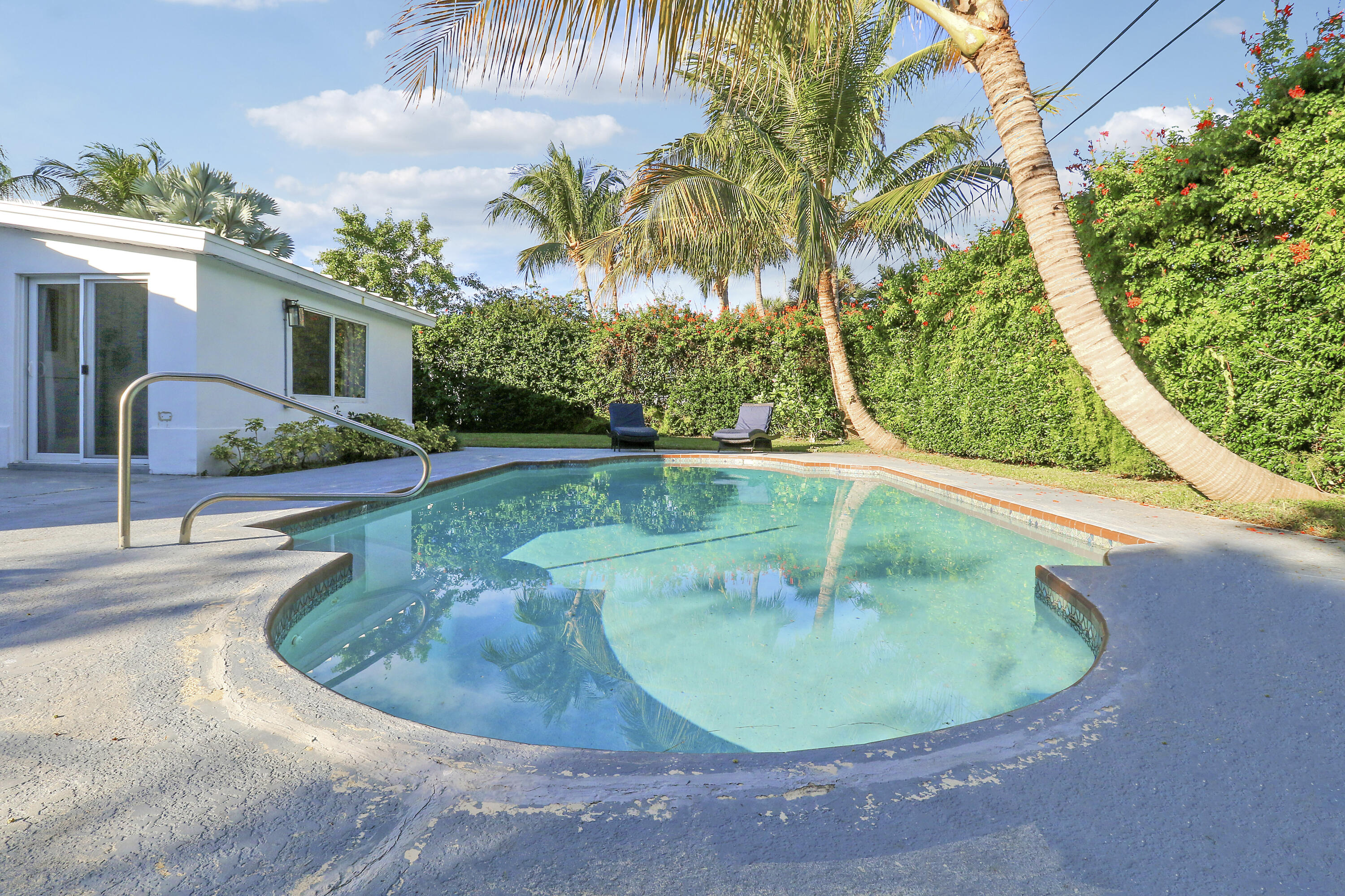 405 Ebbtide Drive Drive