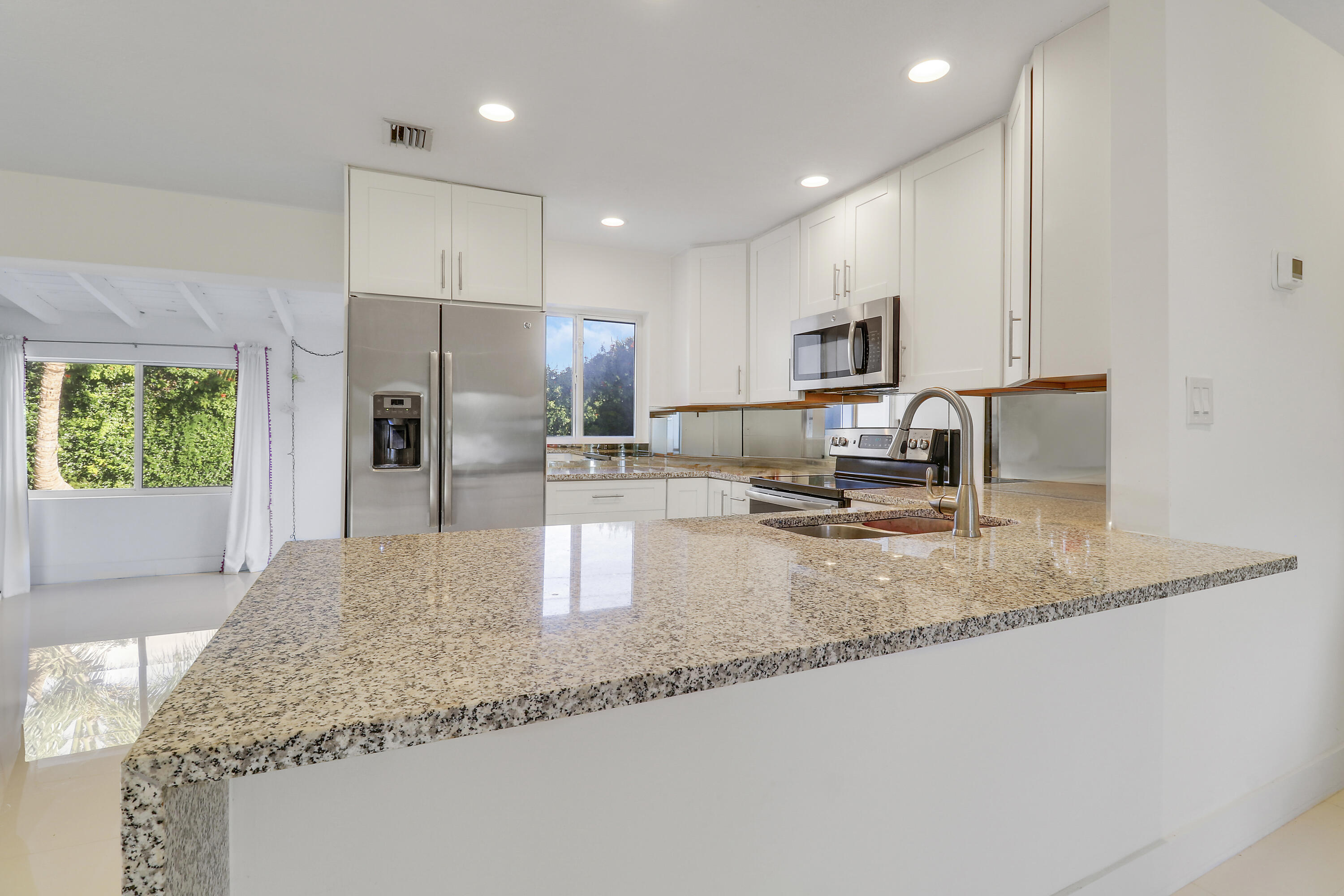 405 Ebbtide Drive Drive