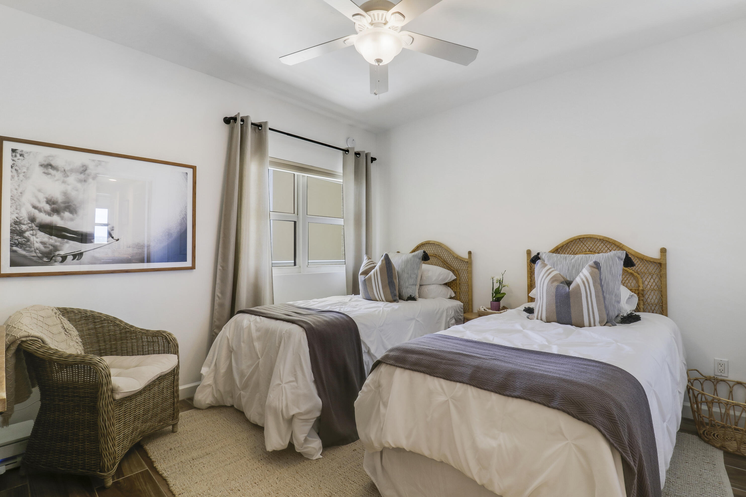 2640 Lake Shore Drive 1508