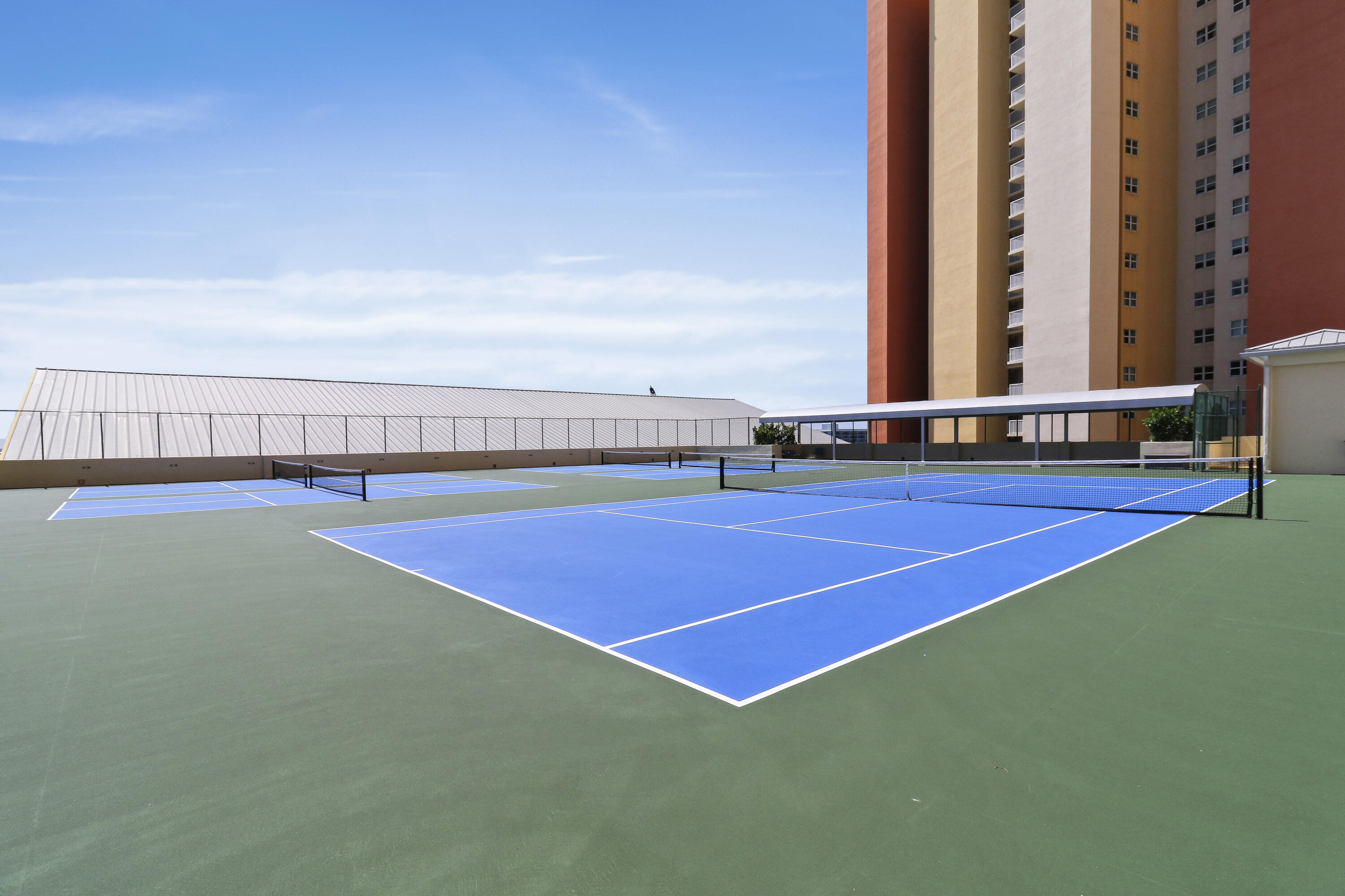 2640 Lake Shore Drive 1508