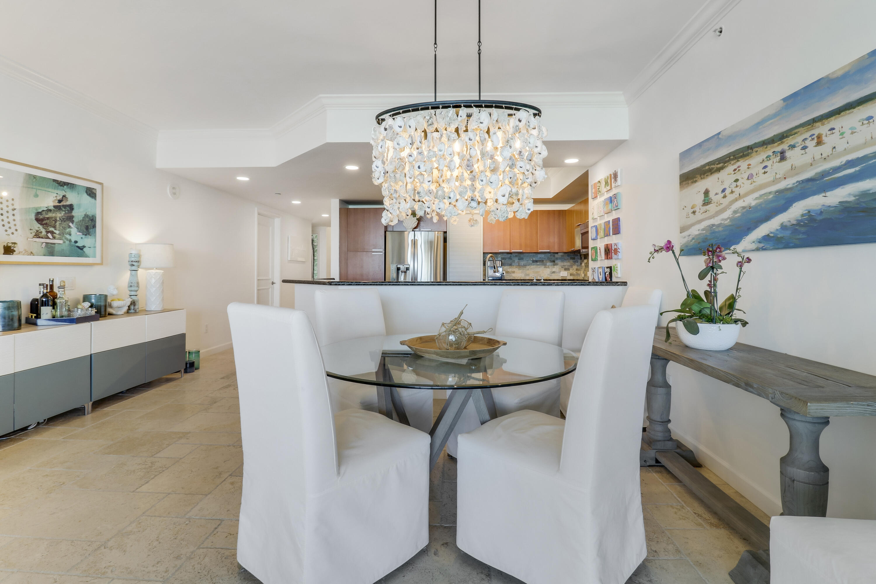 2640 Lake Shore Drive 1508