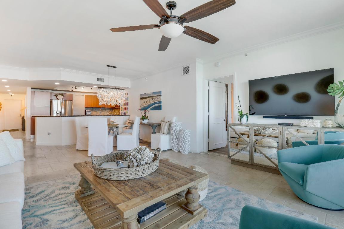 2640 Lake Shore Drive 1508