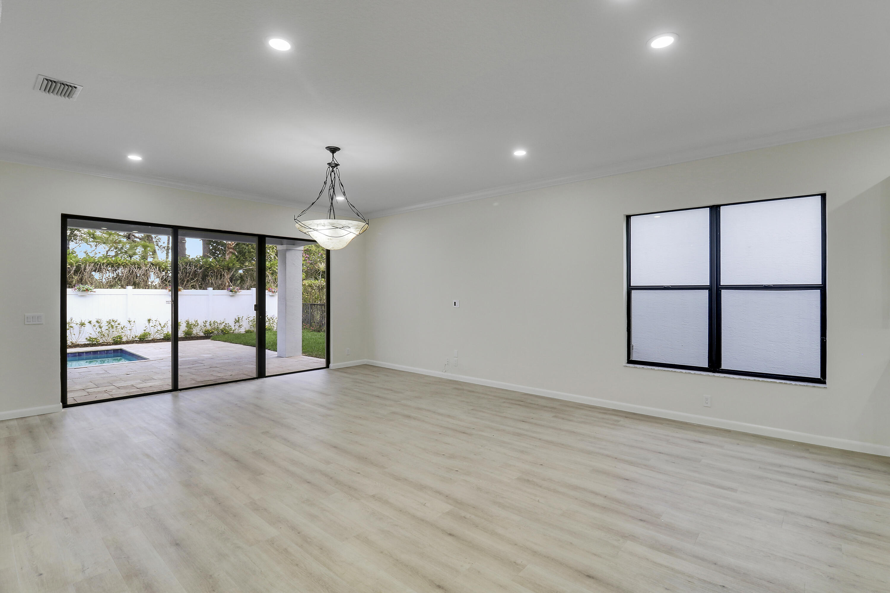 147 Sedona Way