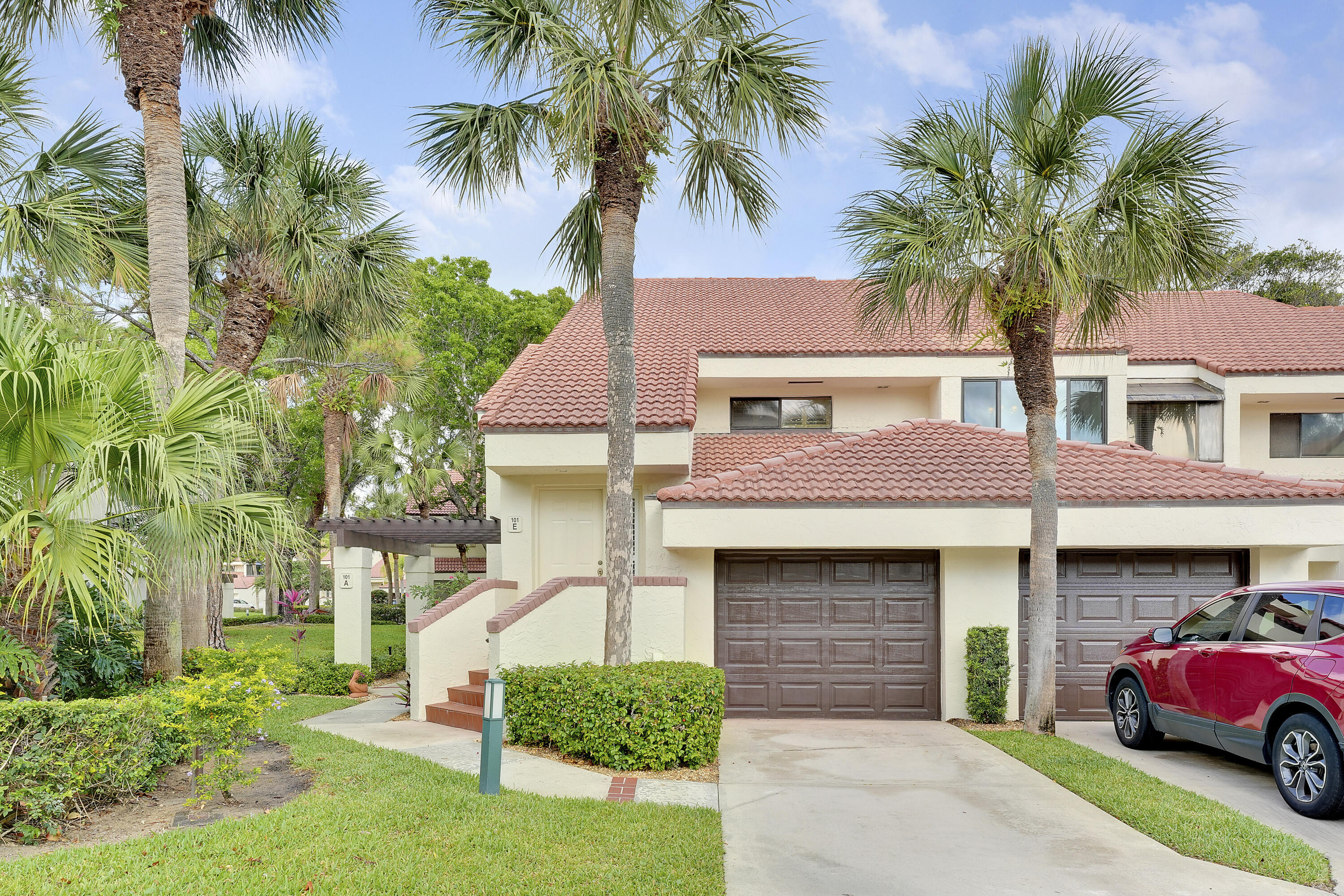 101 Sea Oats Drive E