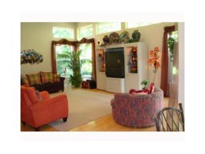 5012 WHISPERING HOLLOW