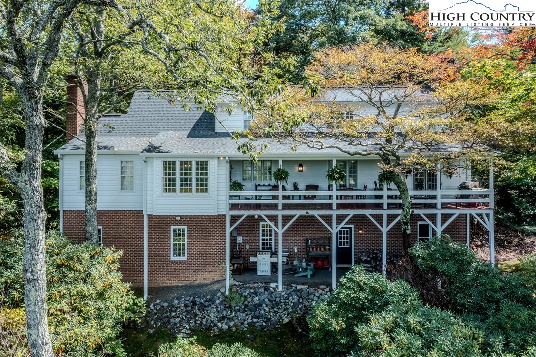 313 Mockingbird Lane