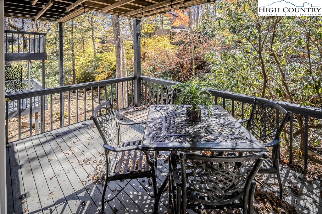 200 Glenwood Lane G25