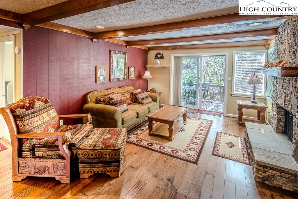 200 Glenwood Lane G25