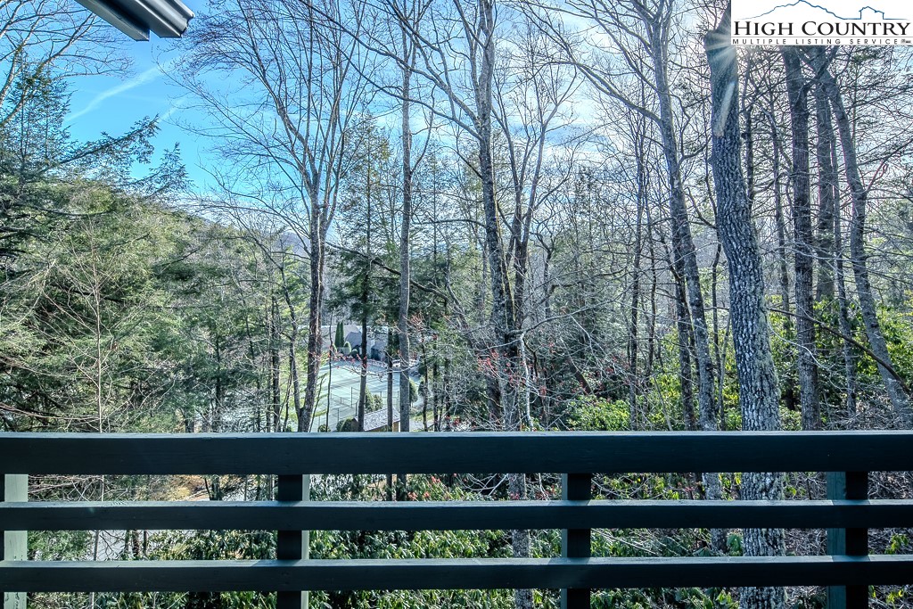 210 Hill Beck 203