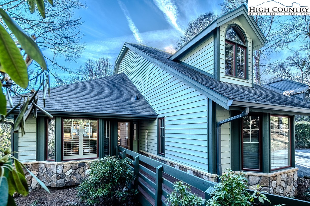 210 Hill Beck 203