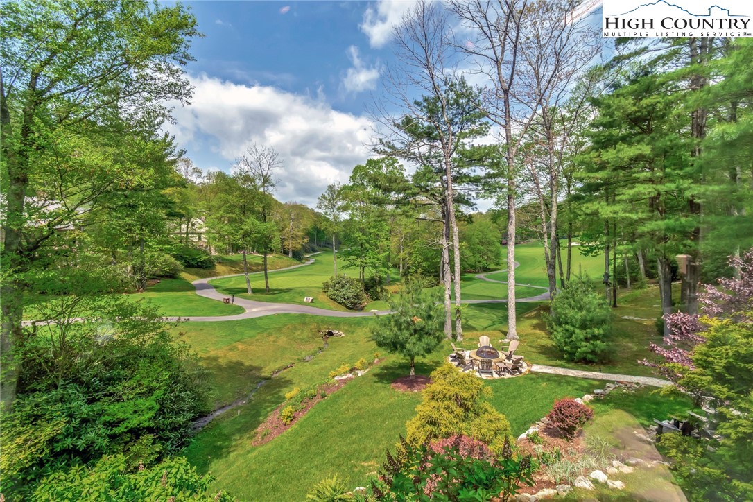 137 Fairway 12 Court