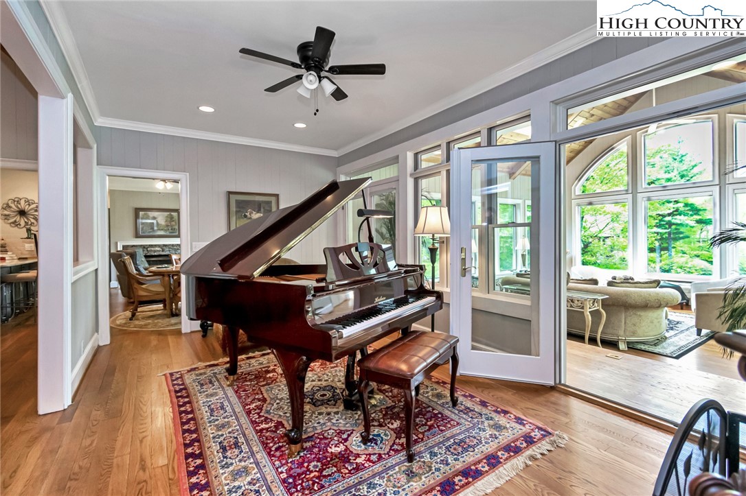 137 Fairway 12 Court