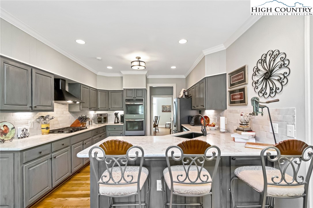 137 Fairway 12 Court