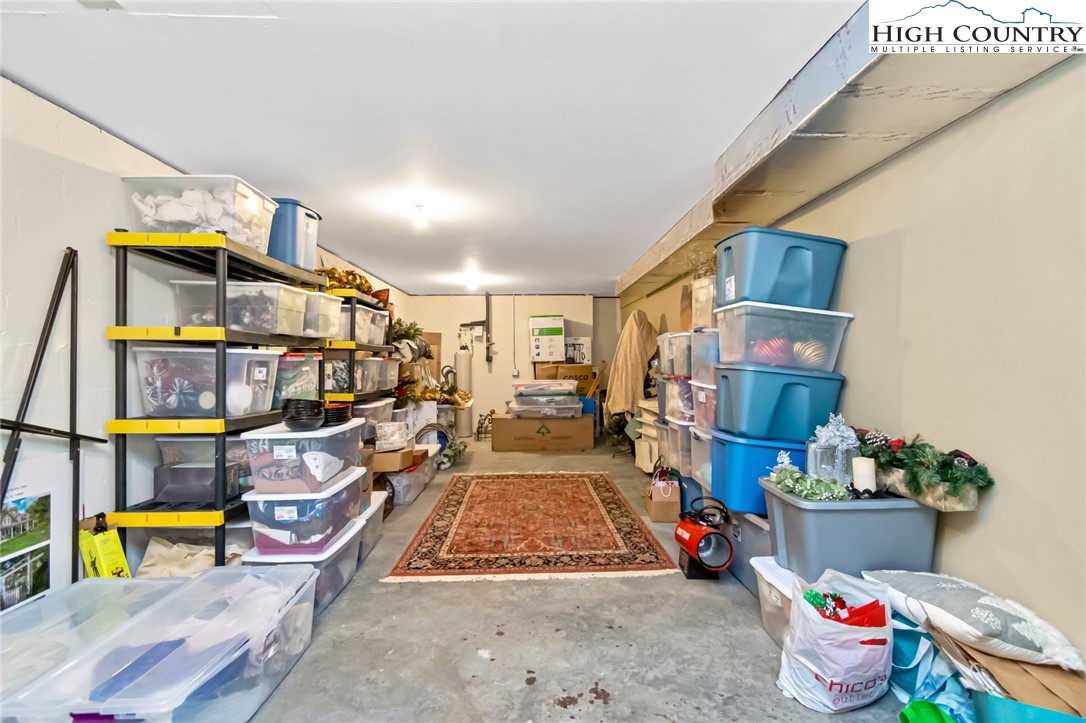 137 Fairway 12 Court