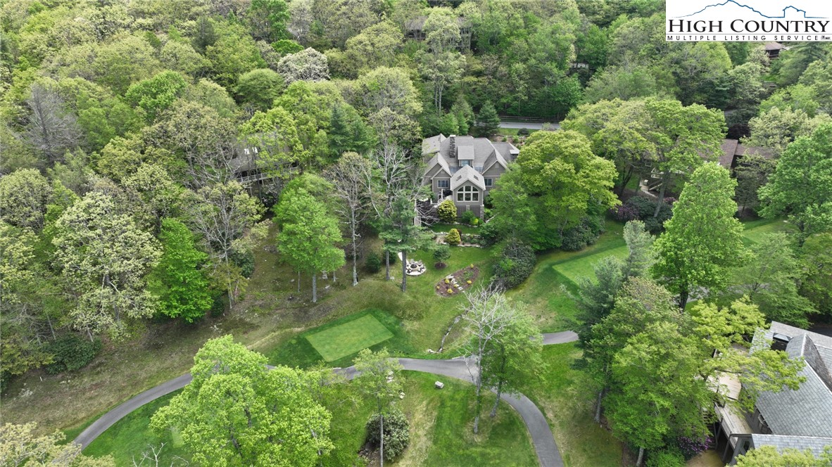 137 Fairway 12 Court