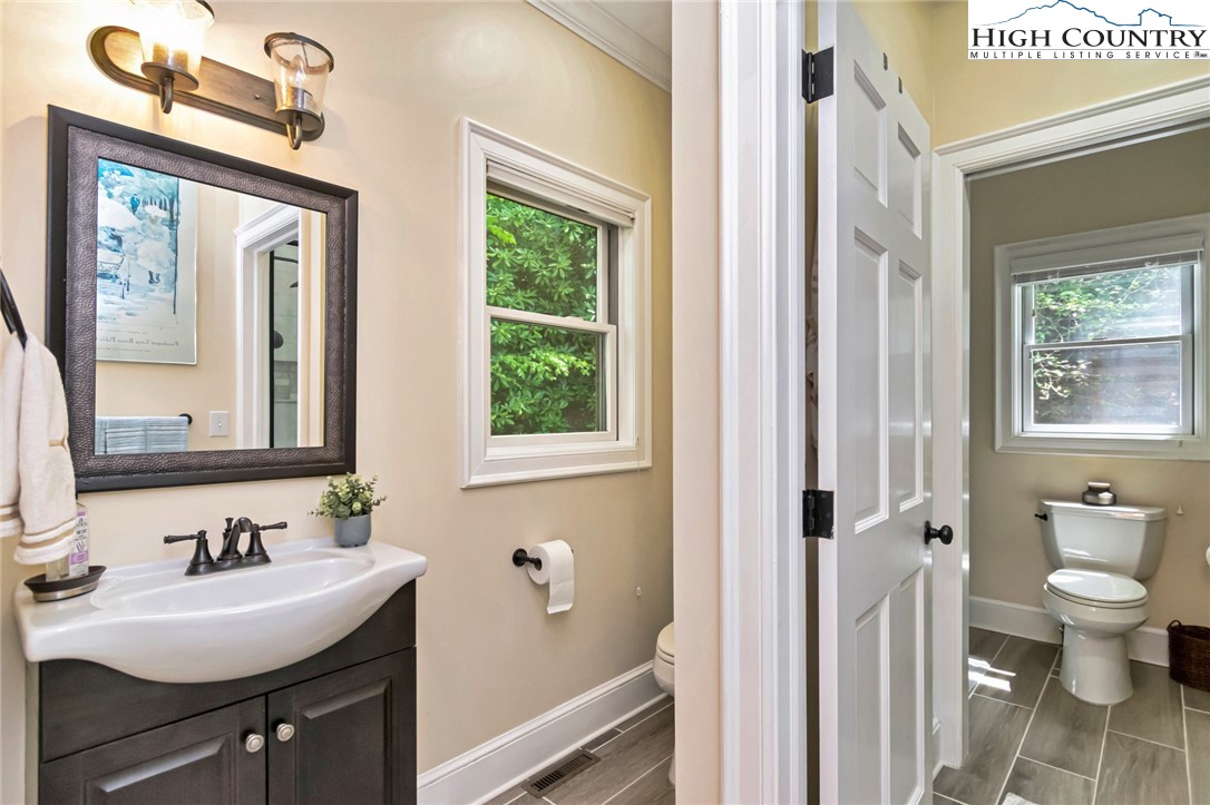 137 Fairway 12 Court