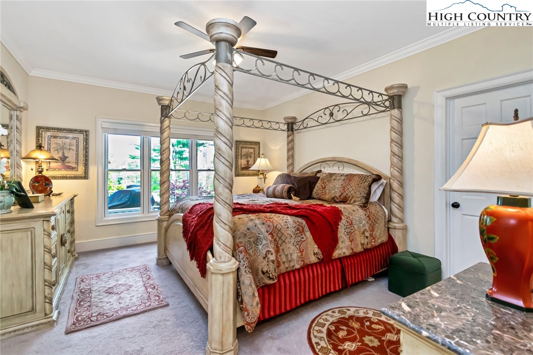 137 Fairway 12 Court
