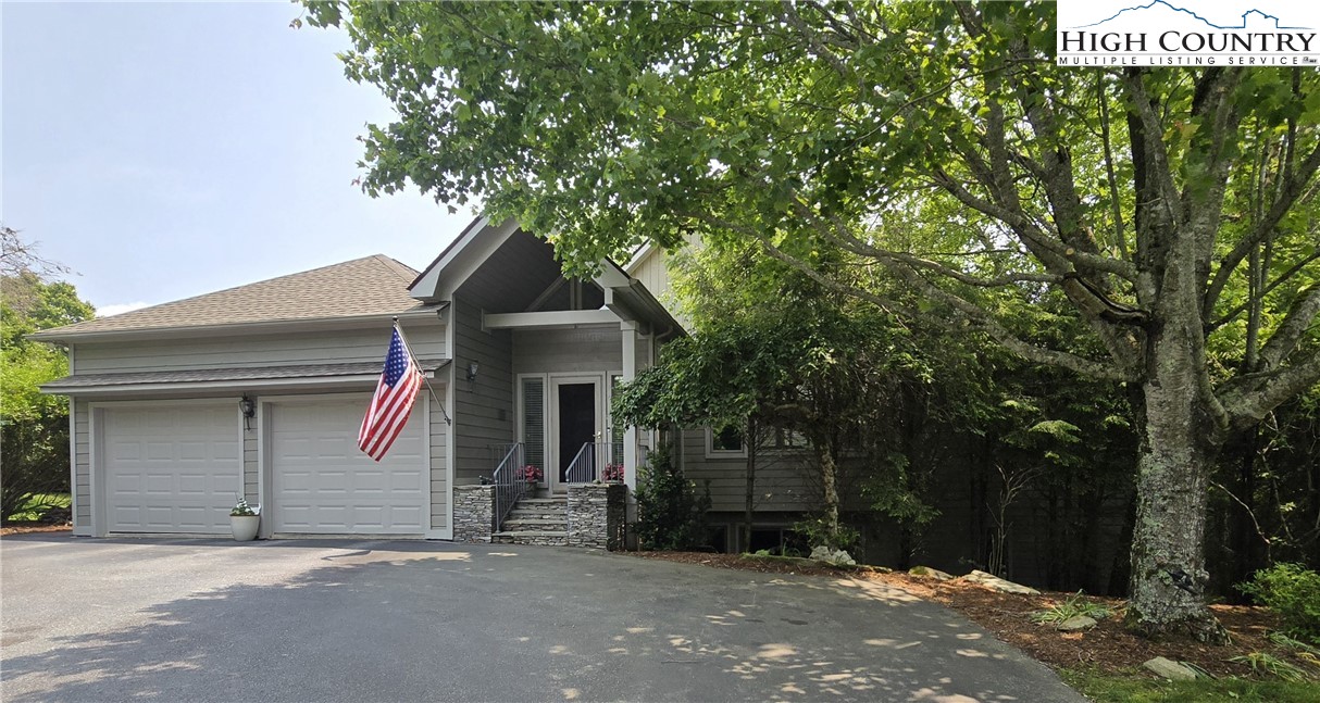 143 Grassy Knoll Way