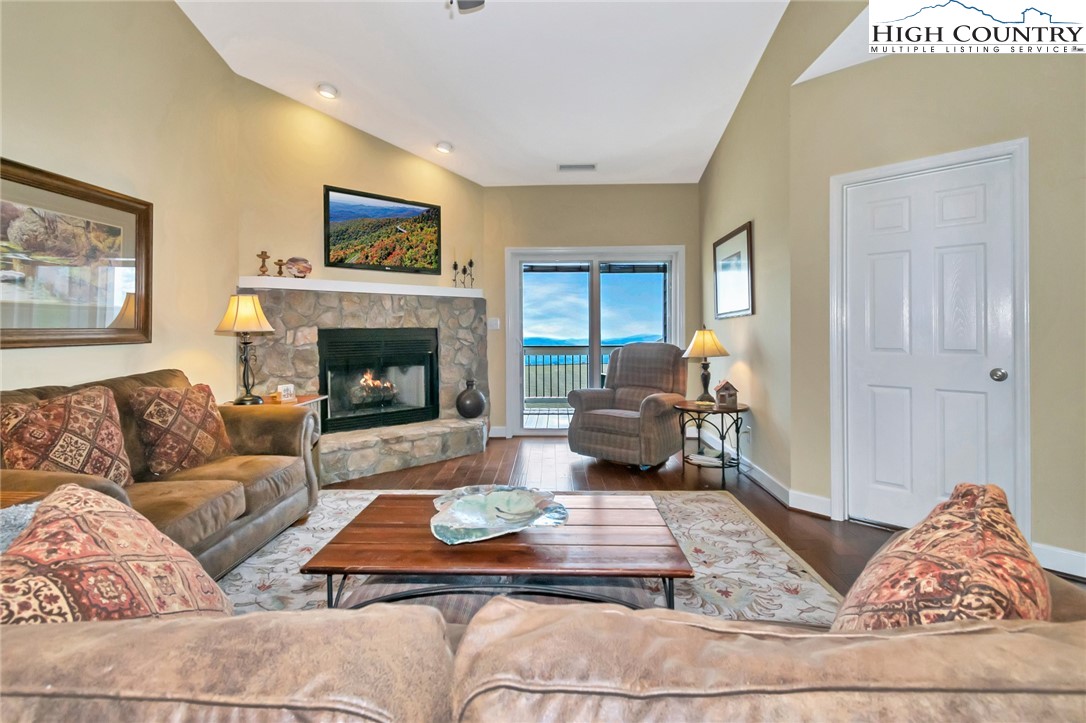 150 Prudden Lane 304