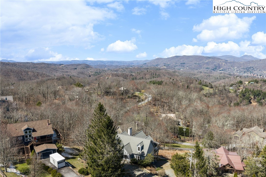 962 Alpine Drive