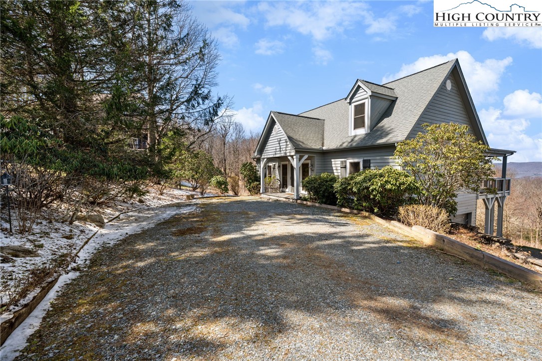 962 Alpine Drive