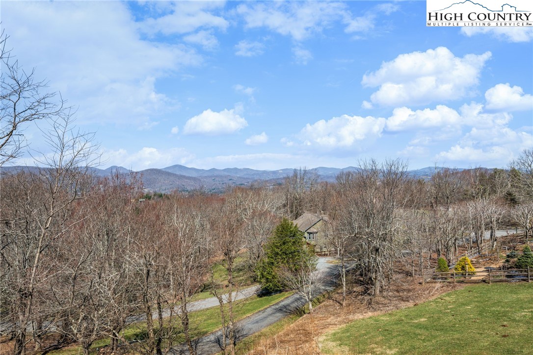962 Alpine Drive