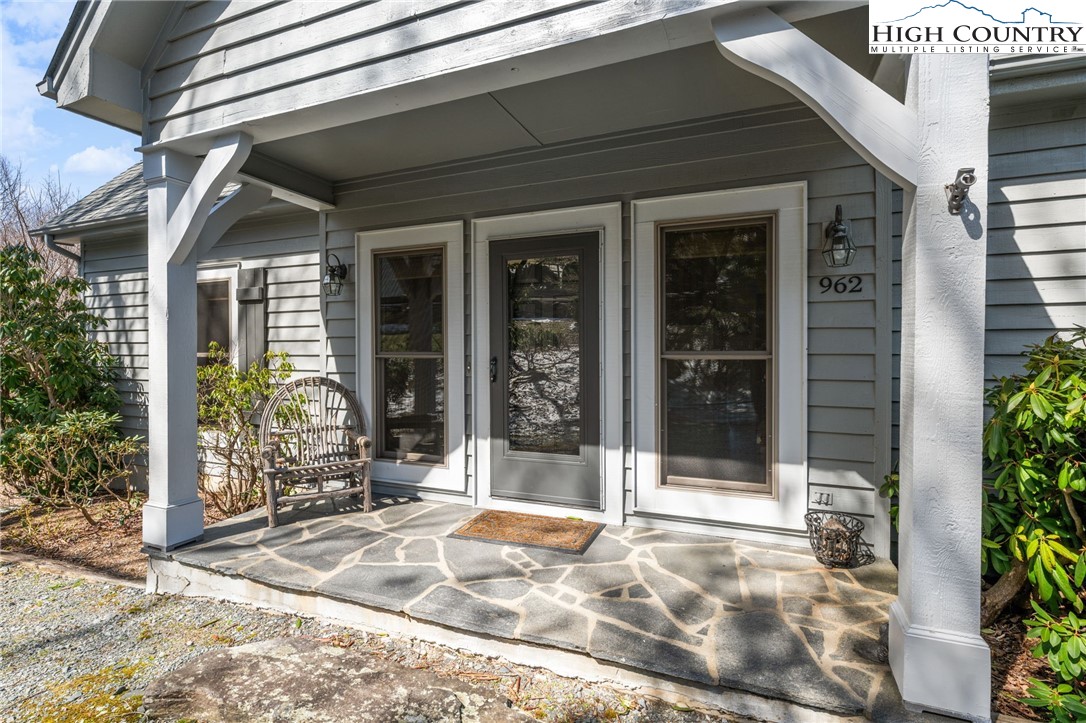 962 Alpine Drive