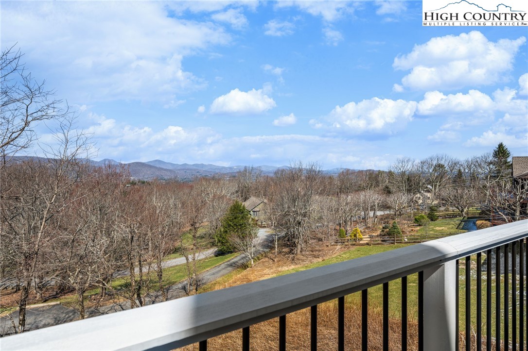 962 Alpine Drive