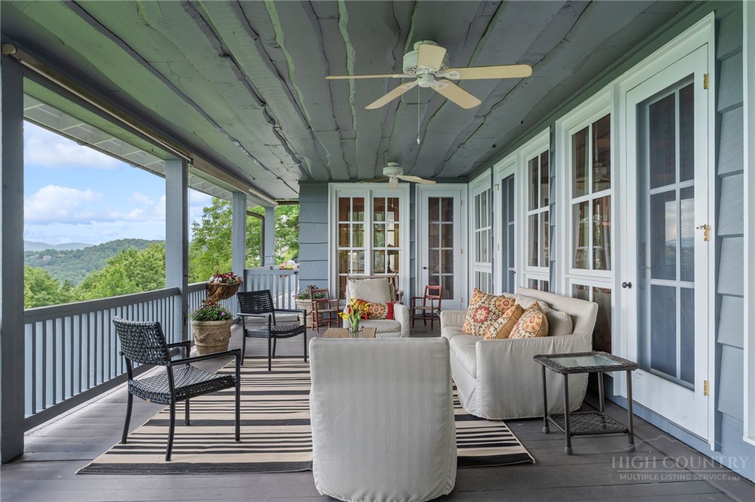 280 Mayview Rock Drive