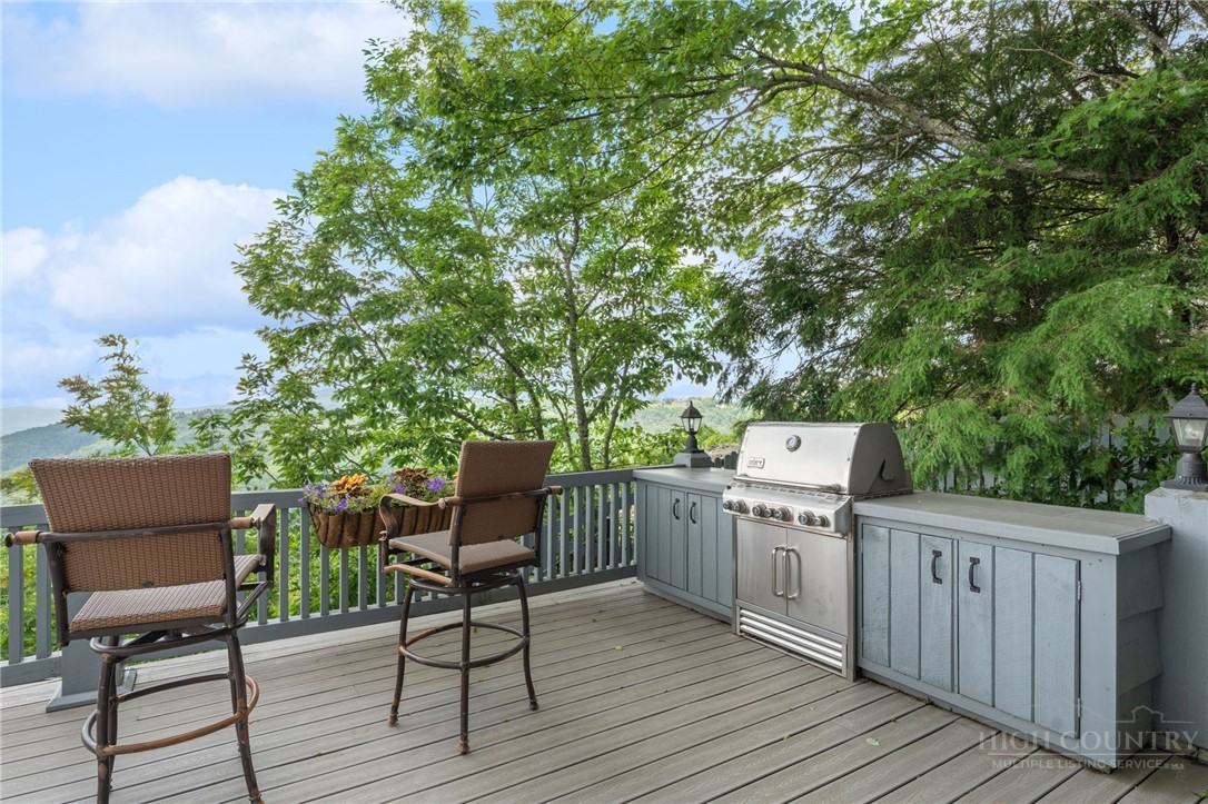 280 Mayview Rock Drive
