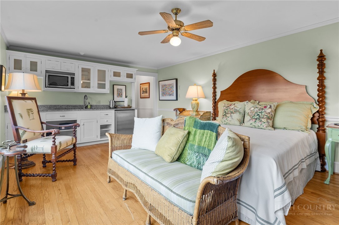 280 Mayview Rock Drive