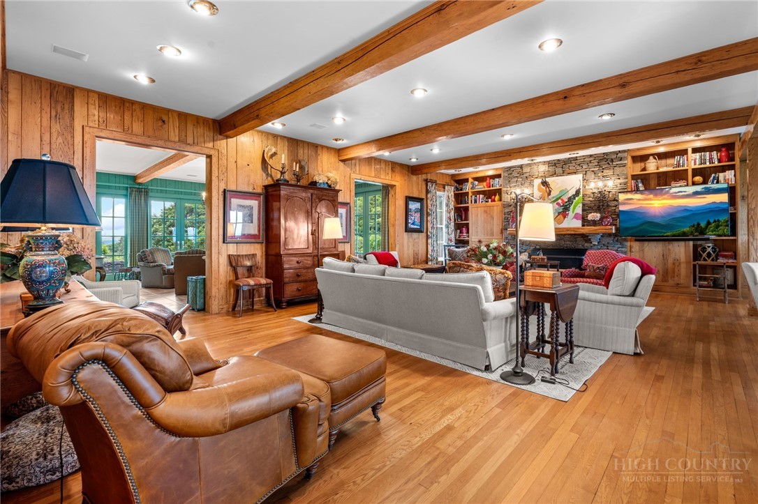 280 Mayview Rock Drive