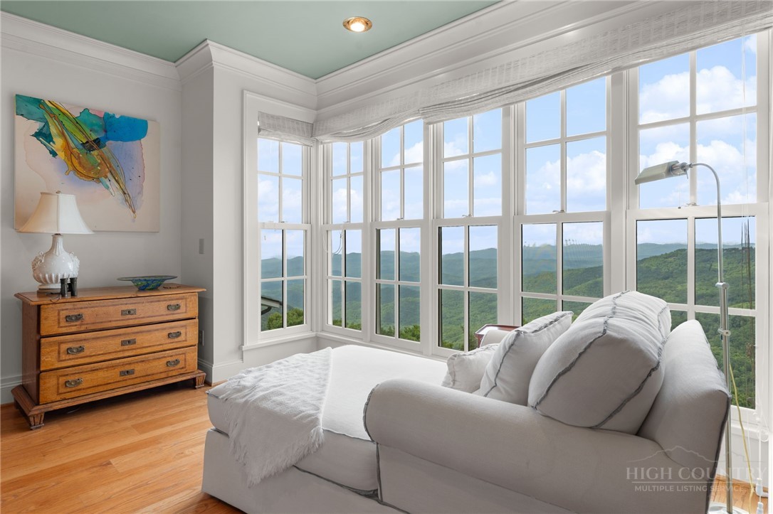 280 Mayview Rock Drive