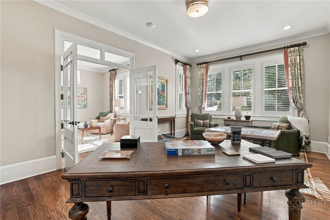 478 Country Club Drive