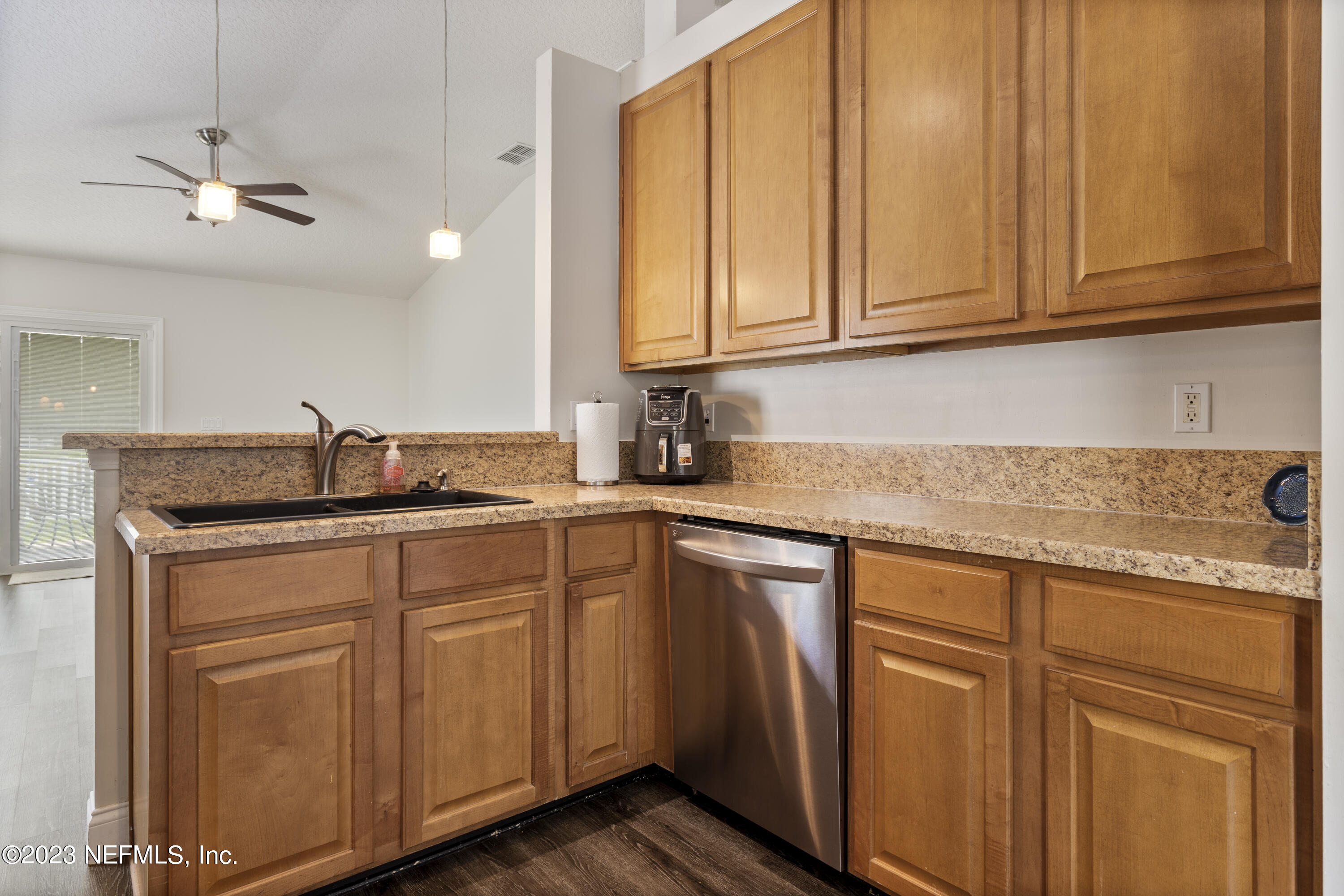 219 PINE ARBOR Circle