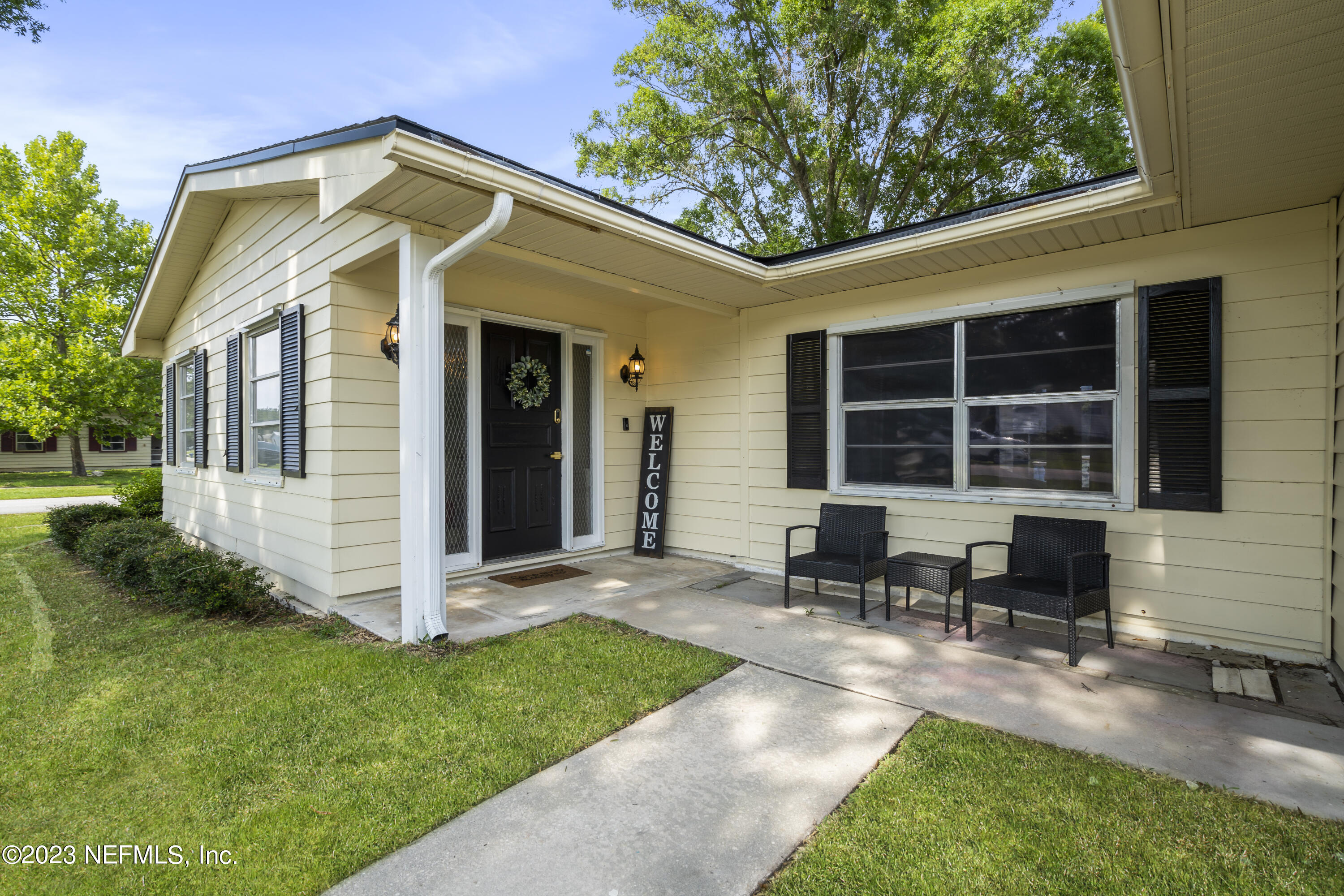 210 DELTONA Boulevard