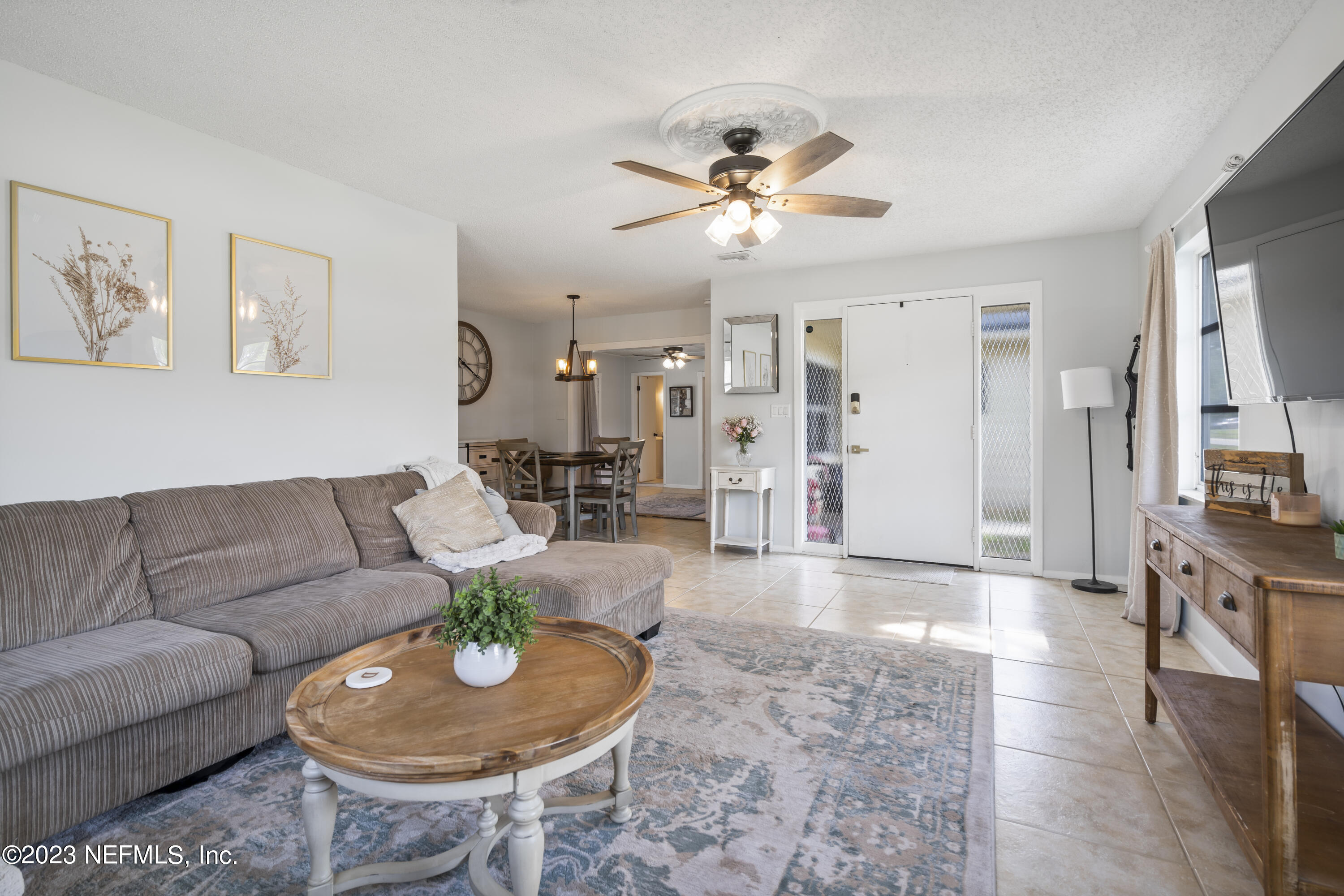 210 DELTONA Boulevard