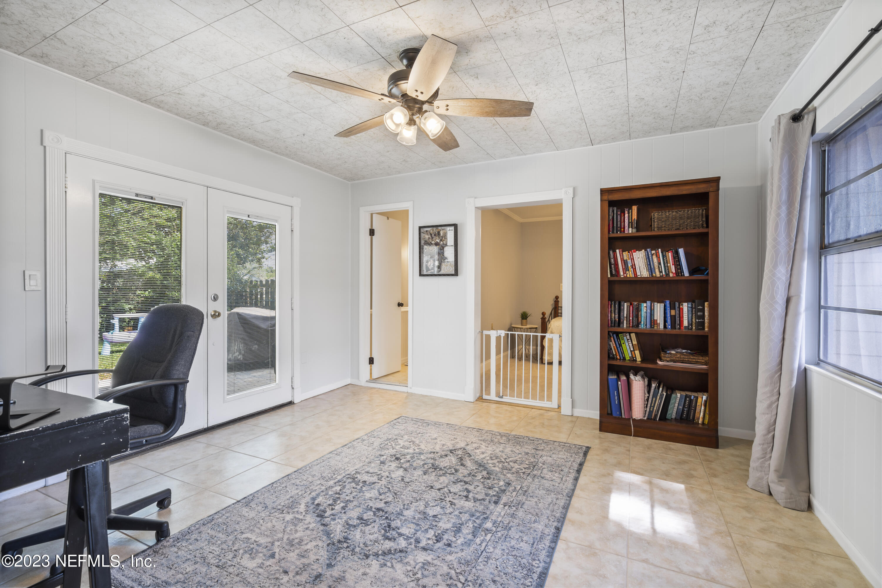 210 DELTONA Boulevard