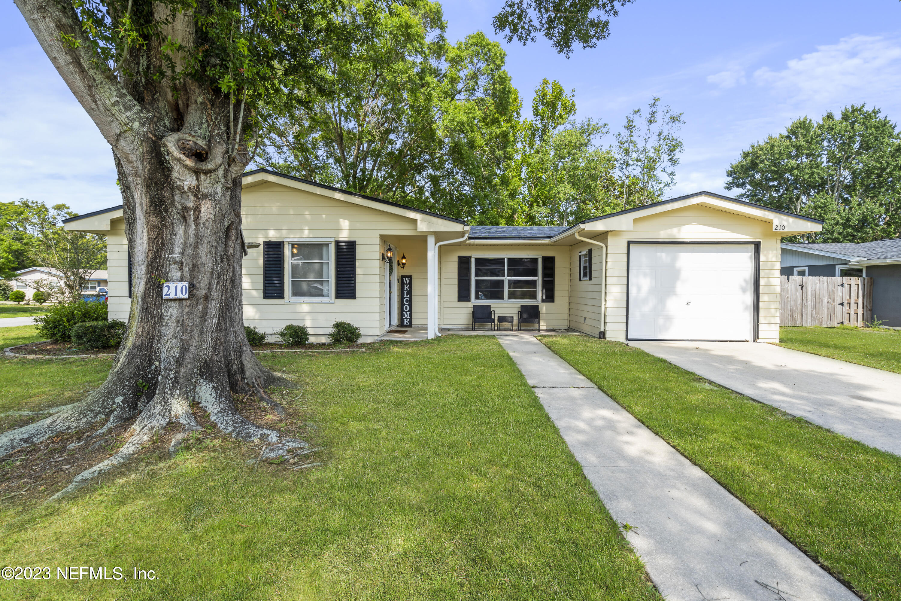 210 DELTONA Boulevard