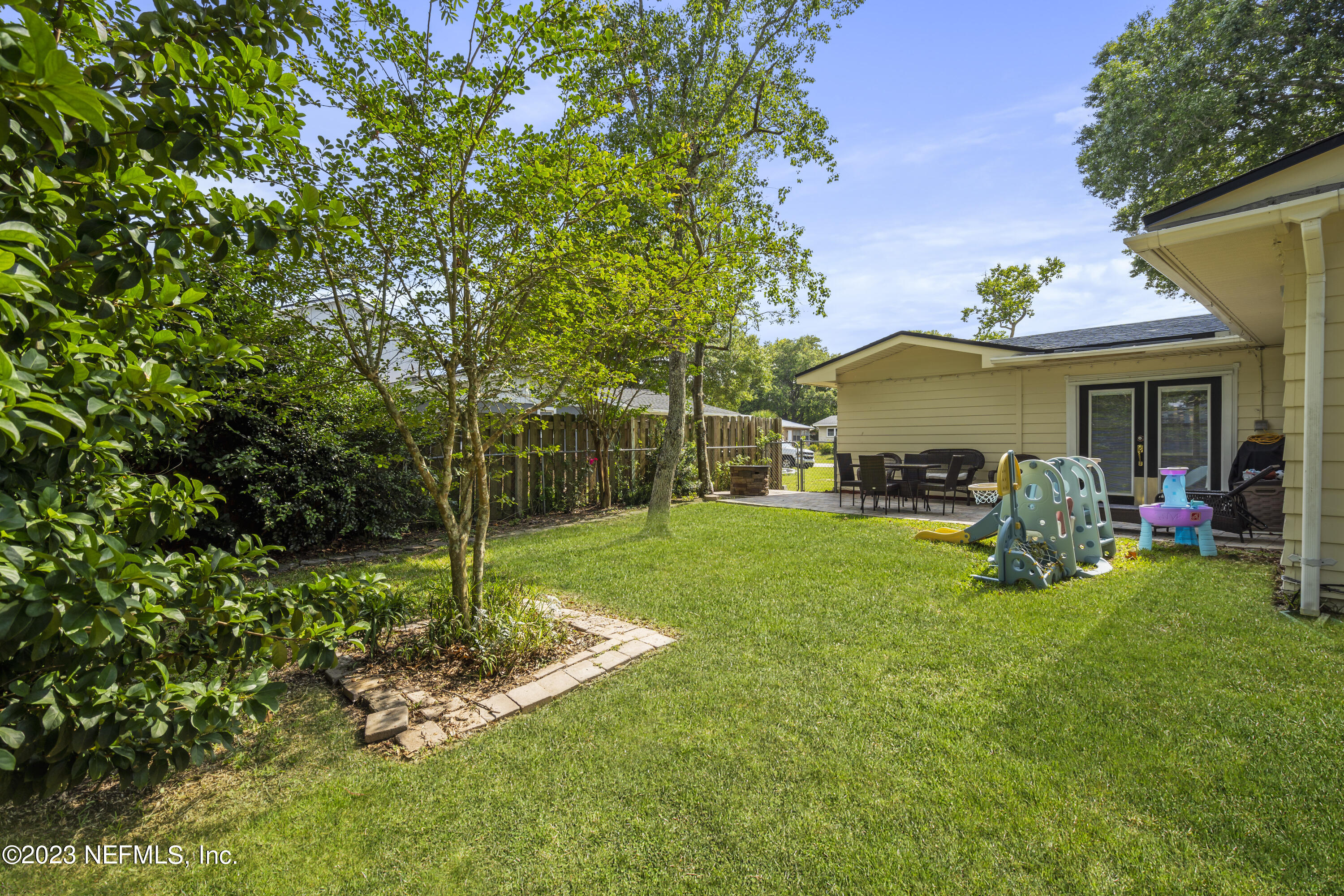 210 DELTONA Boulevard