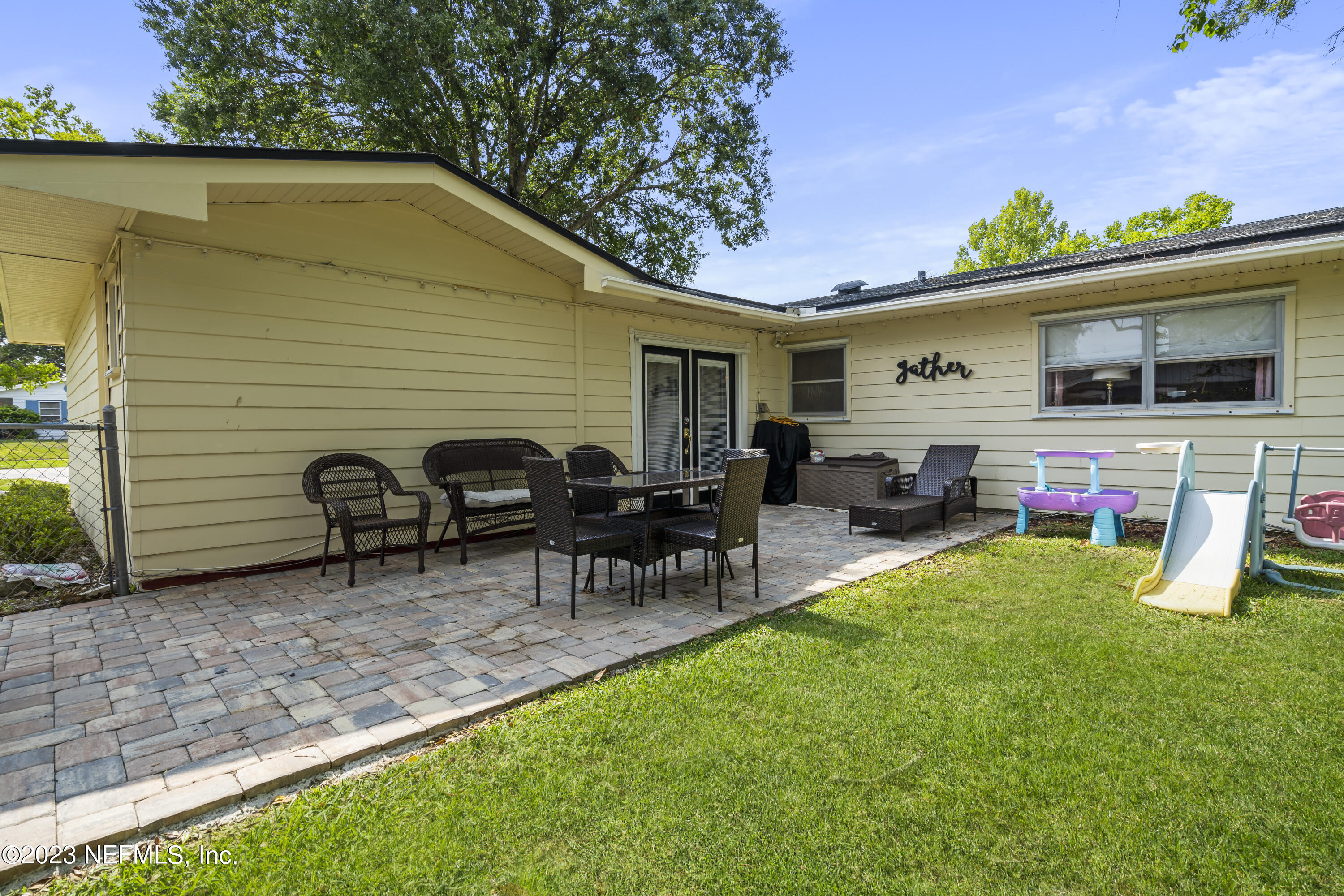 210 DELTONA Boulevard