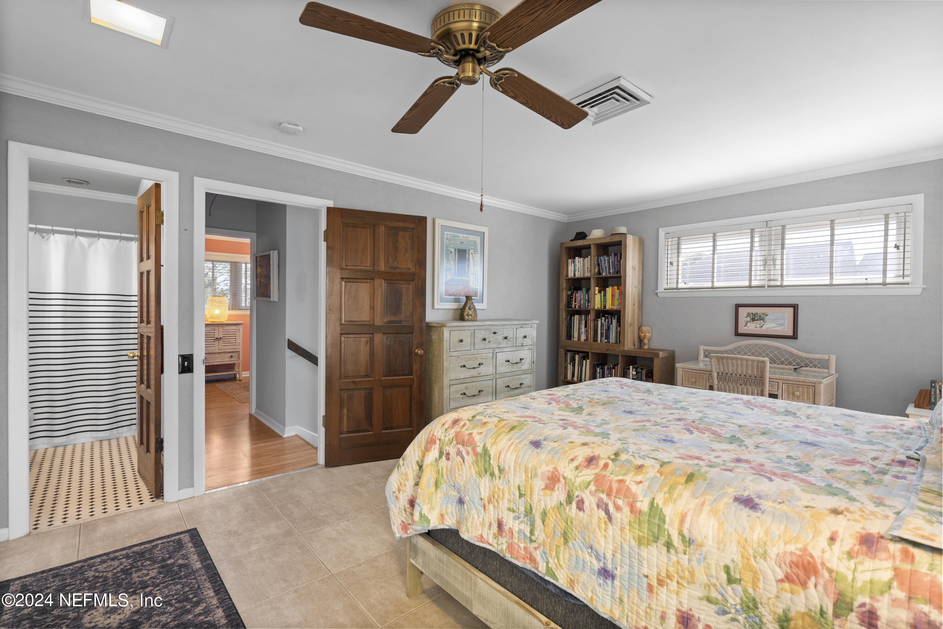 18 N ST AUGUSTINE Boulevard Unit: 3
