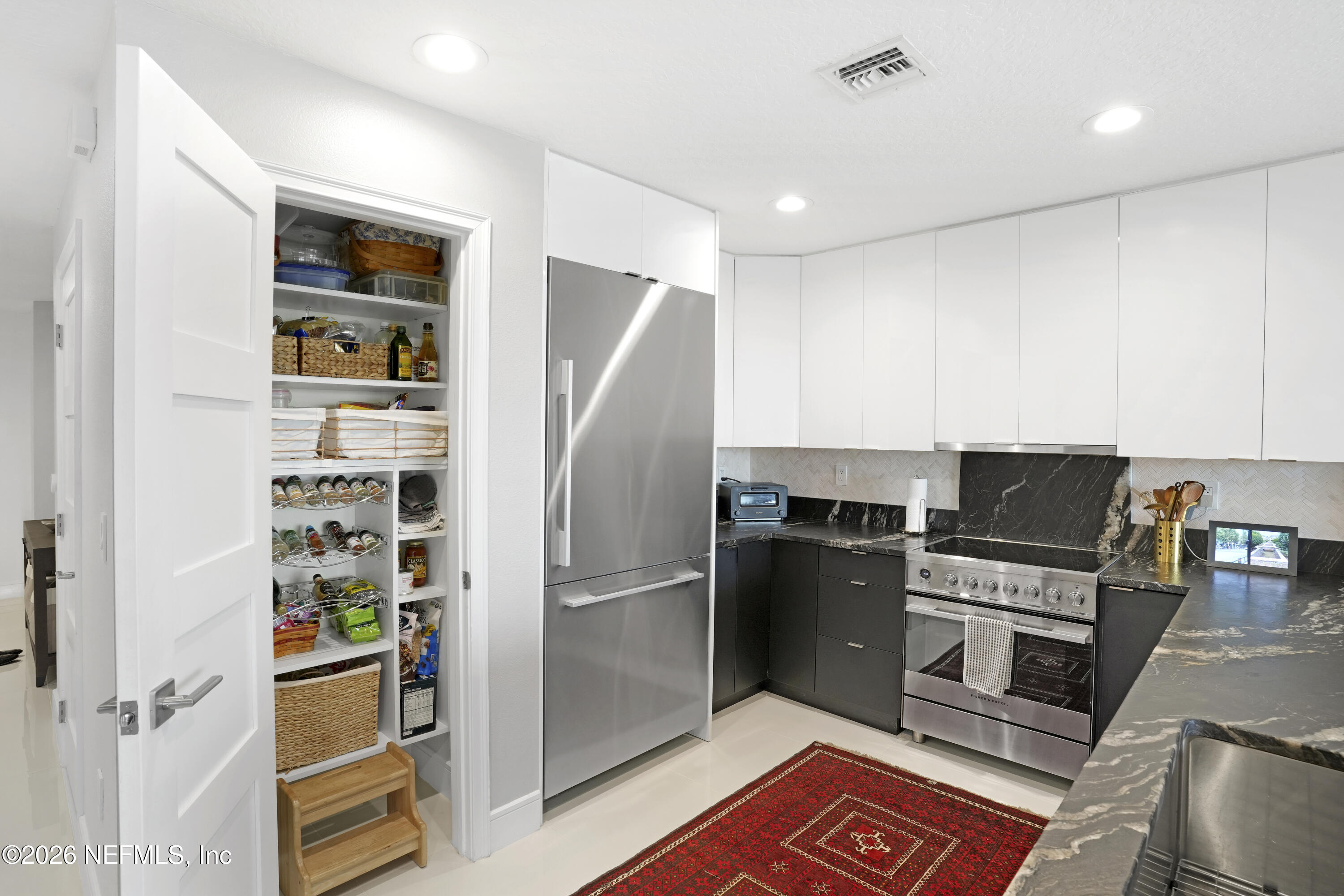 1478 RIVERPLACE Boulevard 1508