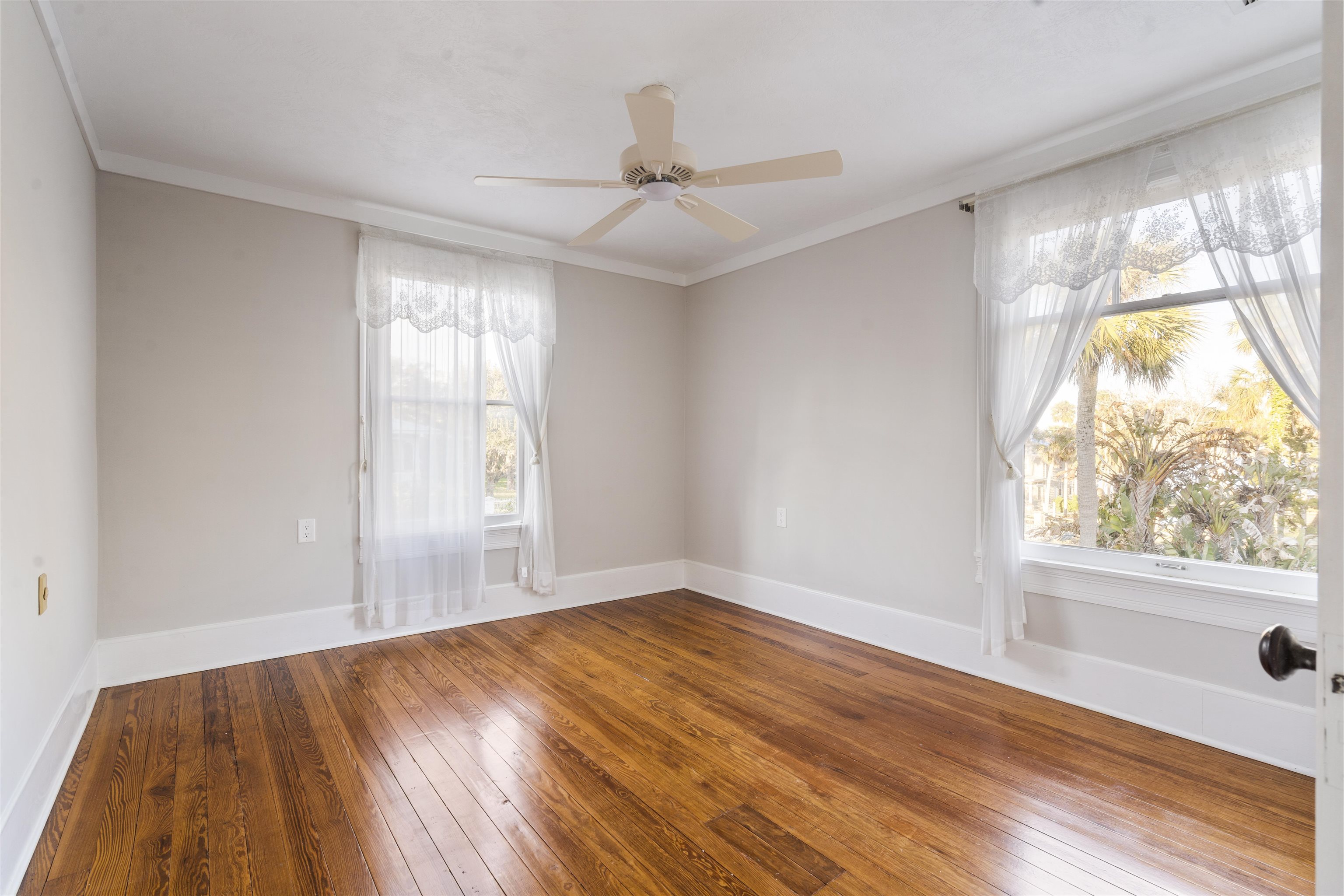 186 South Beach Street