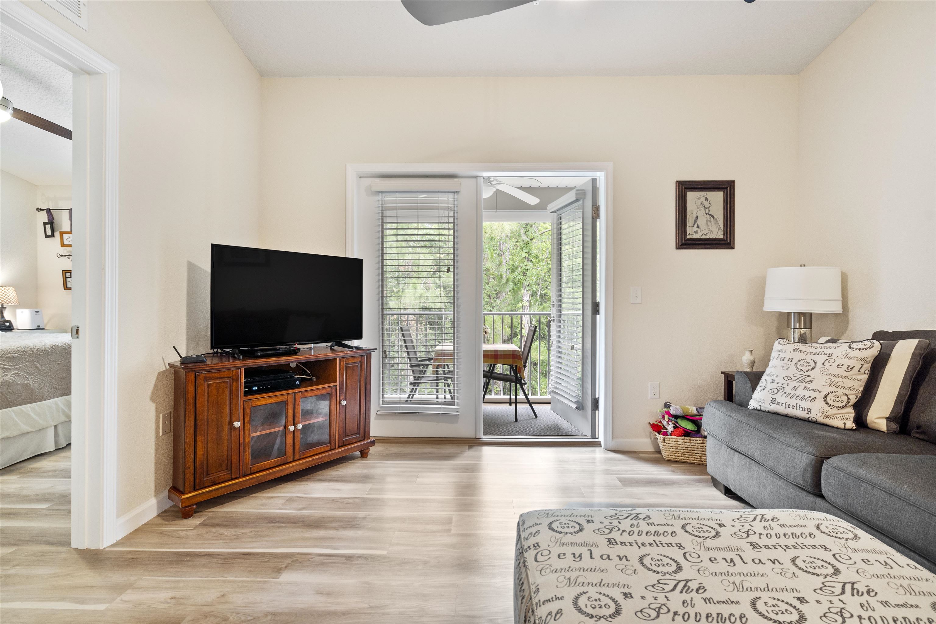 1921 Golden Lake Loop