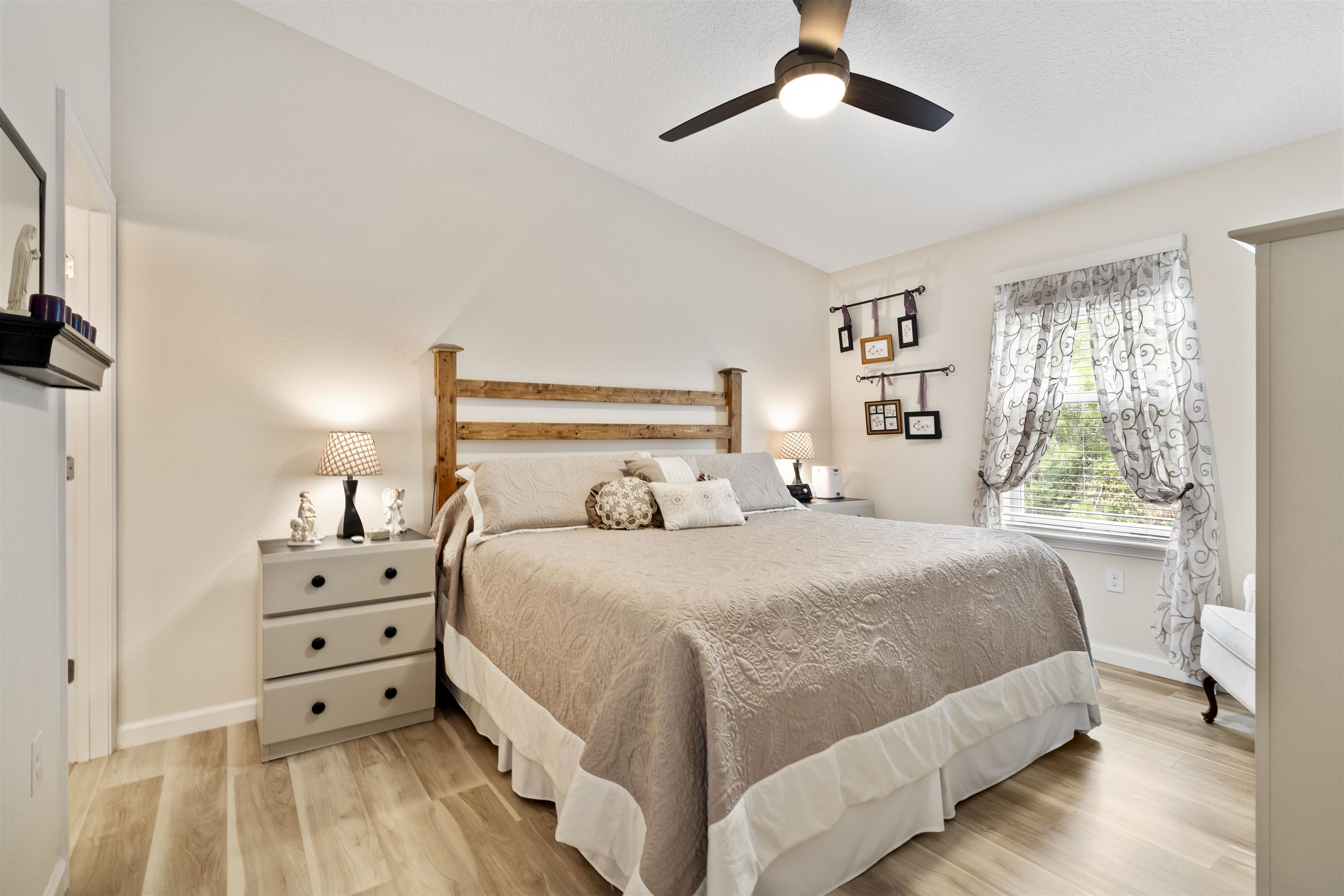 1921 Golden Lake Loop