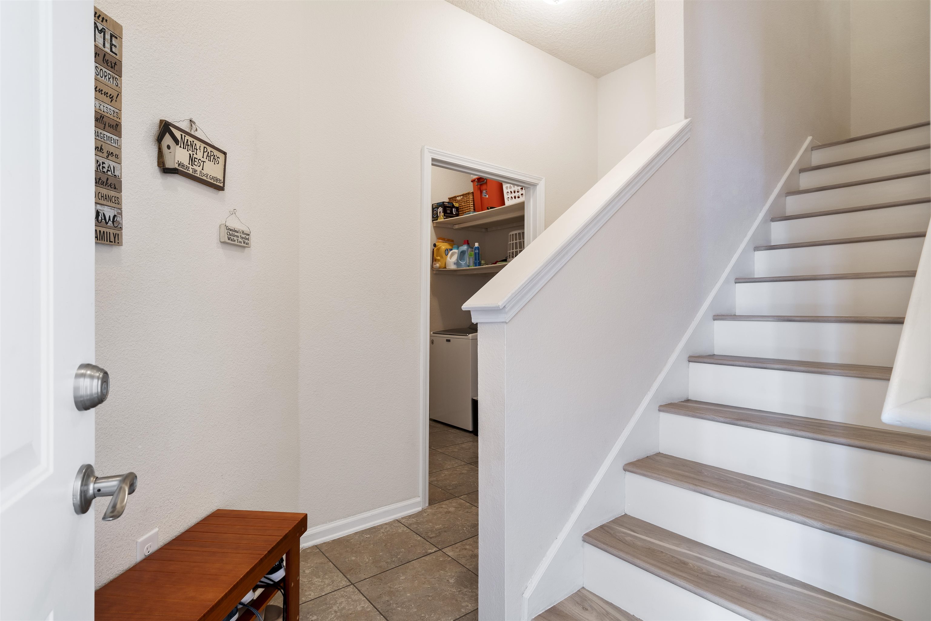 1921 Golden Lake Loop