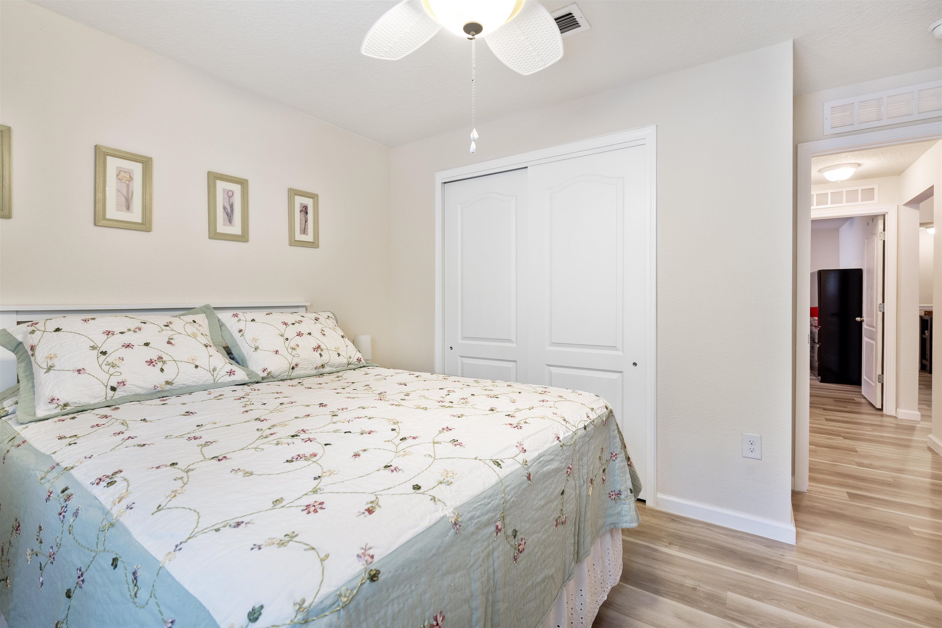 1921 Golden Lake Loop